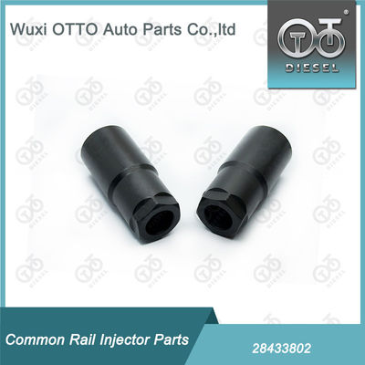 Iniezione di carburante in acciaio ad alta velocità Nozzle Nut Cap Φ18.9×41×M17*0.5 Euro5 applicato per iniettore 28307309 / 28342997
